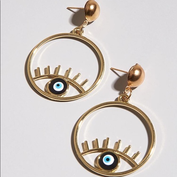3/$30 💛 Evil Eye Drop Earrings - Picture 3 of 3